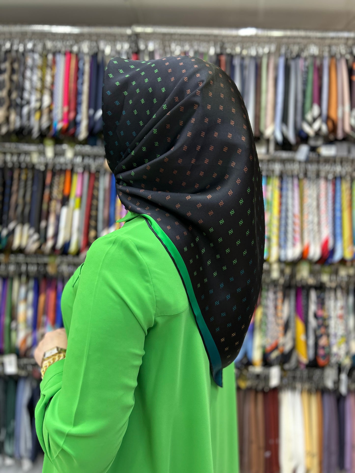 Armine Nostalji Serisi Sura İpek Eşarp 8936 04 — Çok Renkli [stokoz:4oXrUrqQaIyihuuJX7p7%3A%C3%87ok%20Renkli%3A0%3A1nu5awm]