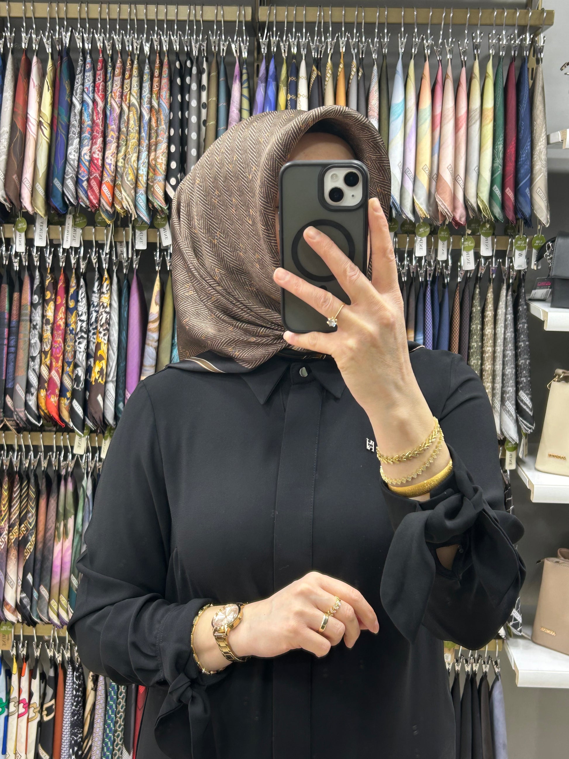 Armine Nostalji Serisi Sura İpek Eşarp 8015 02 — - [stokoz:pWctCIPU6c6WRQ9AyXrP%3A-%3A1%3Aiuvm4m]
