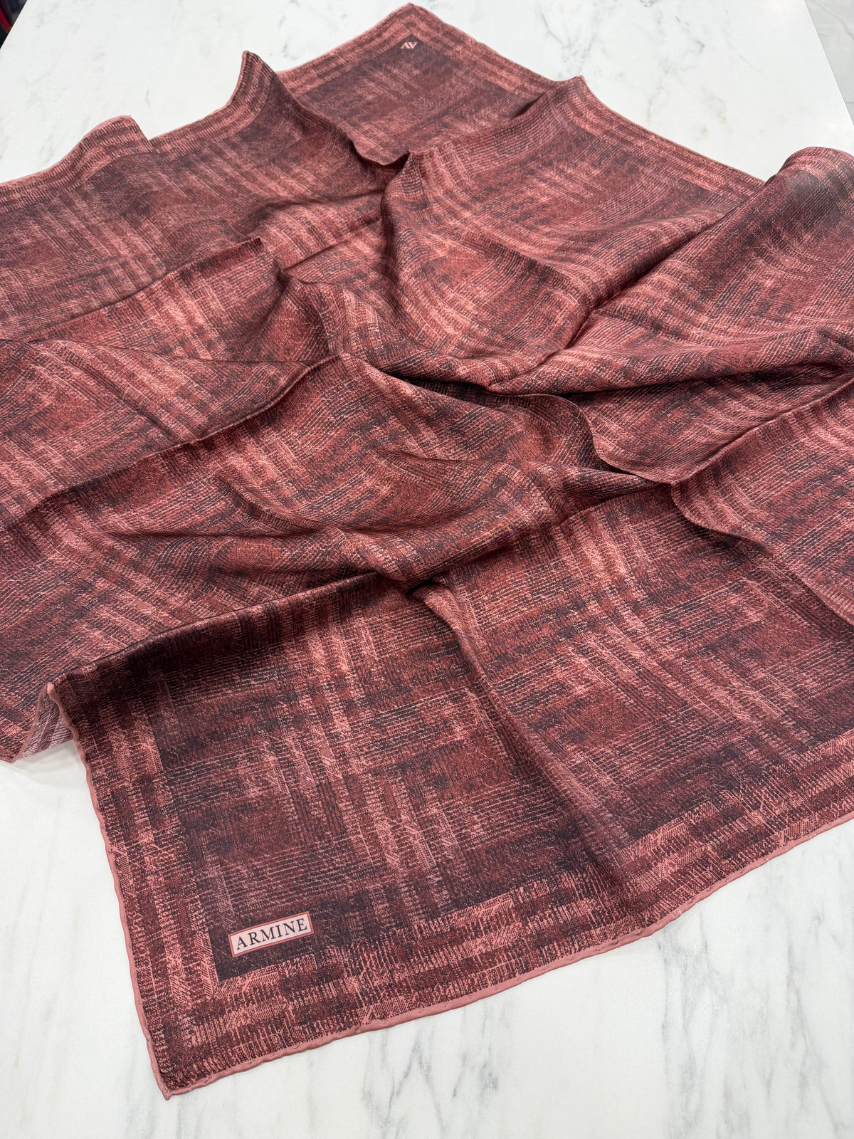 Armine 2026-2027 Kış Sezonu Sura İpek Eşarp 9628 33 — GÜL KURUSU [stokoz:LAn4NLCpX2nLHBIBnXnp%3AG%C3%9CL%20KURUSU%3A0%3A1hsgf0r]