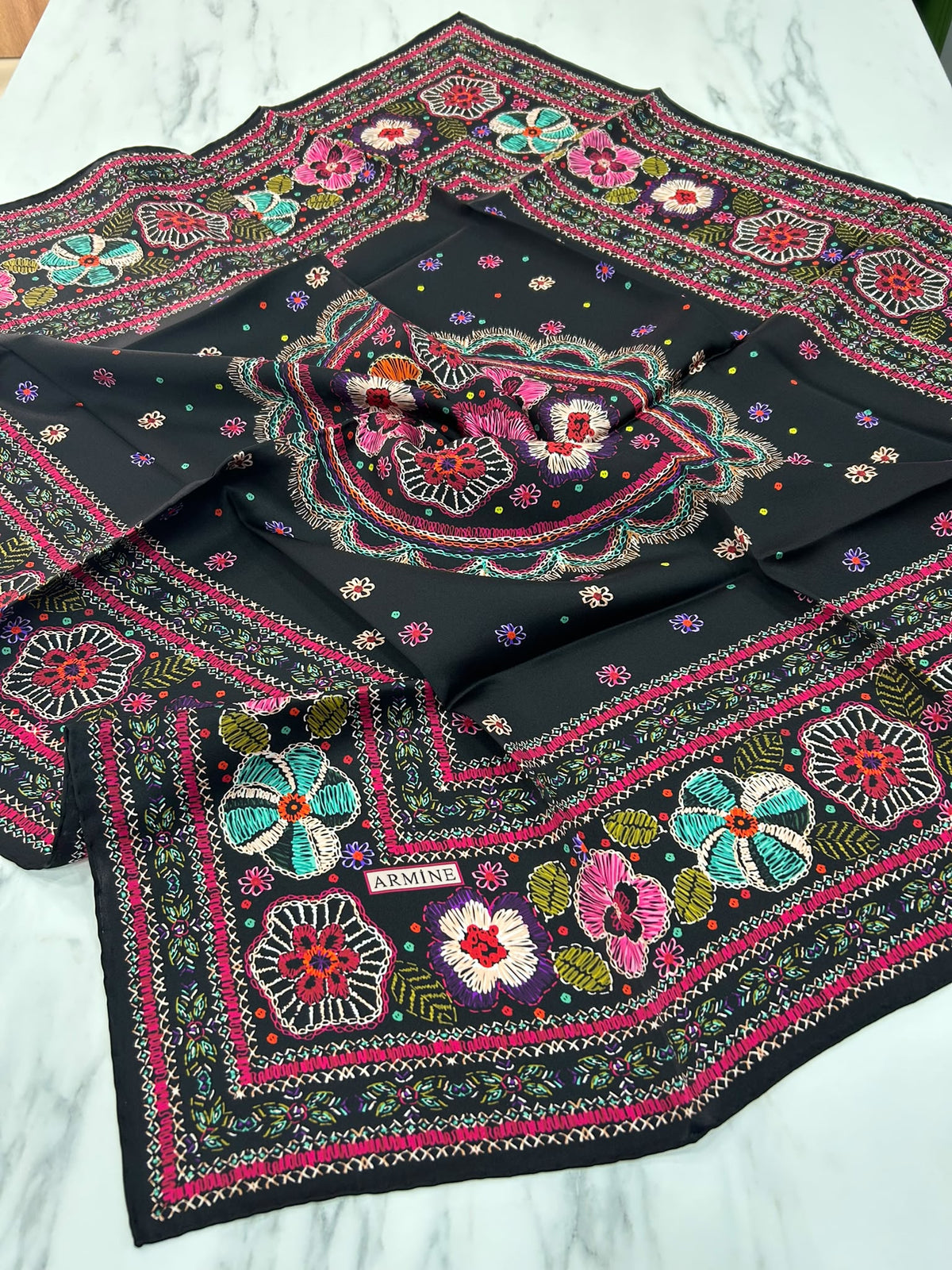 ARMİNE NOSTALJİ SERİSİ SURA İPEK EŞARP 7866 09 — Çok Renkli [stokoz:dCi4ilRIO9vwqSv6869V%3A%C3%87ok%20Renkli%3A2%3A1yqwjlz]