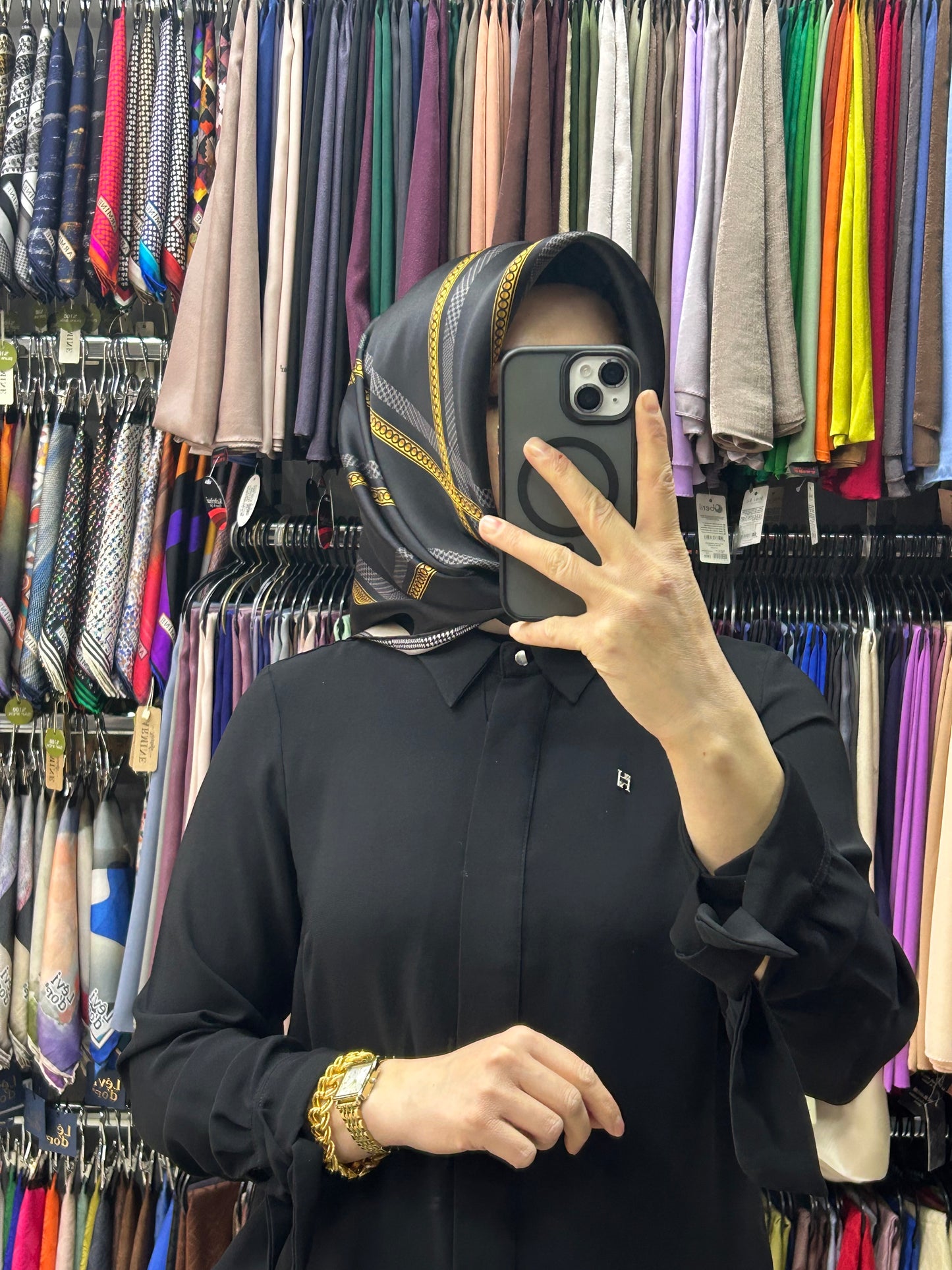 Armine Nostalji Serisi Sura İpek Eşarp 8833 09 — Siyah [stokoz:k2eExqNcXpEQMhL5Pk4g%3ASiyah%3A1%3A1m7bom3]