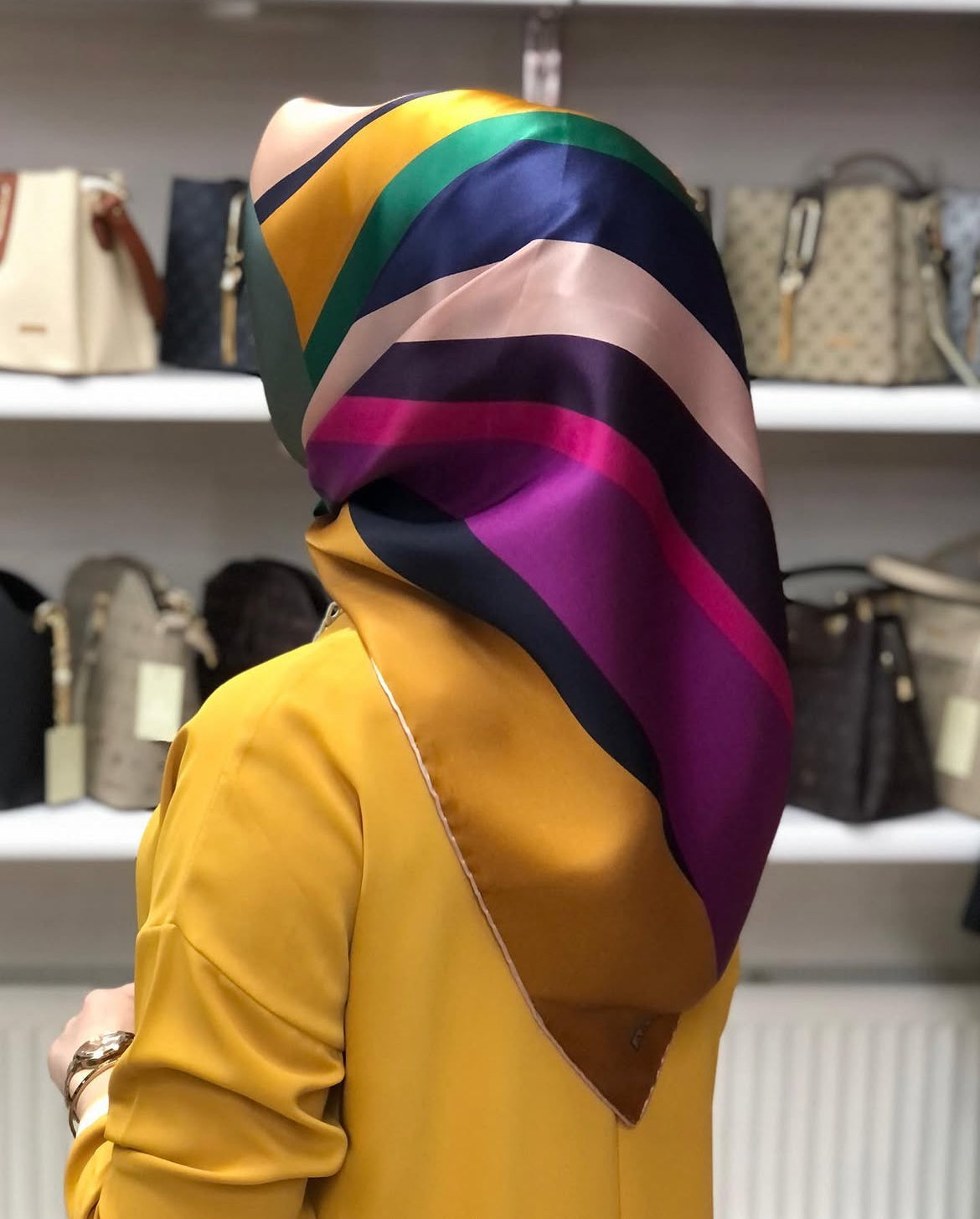 Armine Nostalji Serisi Sura İpek Eşarp 8301 84 — - [stokoz:8FBrXf23ISEhPSIHEGbK%3A-%3A0%3A1ul68nx]